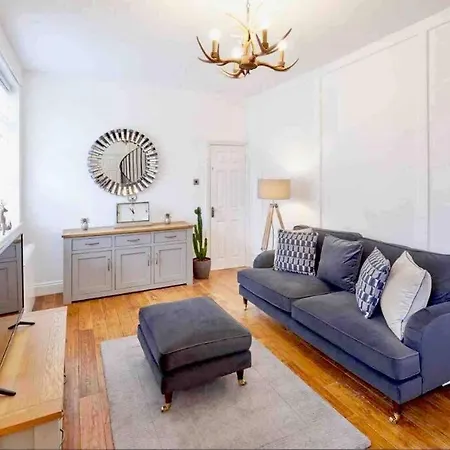 Den@westcliff Nyaraló *